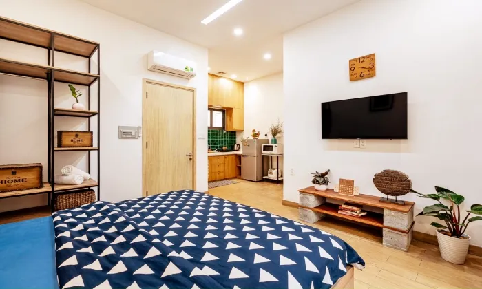Studio Apartment For Rent in Nguyen Huu Canh Street Binh Thanh District HCMC 30sqm 500 USD/month