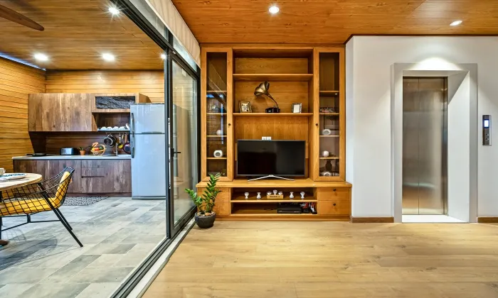 Spacious One Bedroom Serviced Apartment For Rent in Binh Thanh District HCMC 100sqm 1,100 USD/month