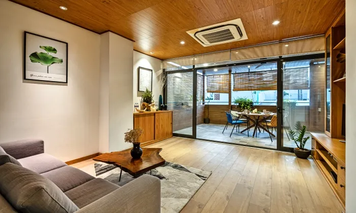 Spacious One Bedroom Serviced Apartment For Rent in Binh Thanh District HCMC 100sqm 1,100 USD/month