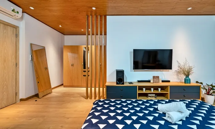 Spacious One Bedroom Serviced Apartment For Rent in Binh Thanh District HCMC 100sqm 1,100 USD/month