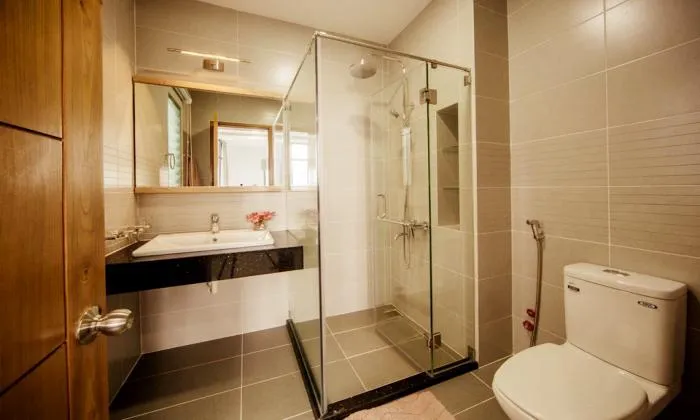 Charming Studio In Nguyen Cuu Van Street Binh Thanh District Ho Chi Minh city 50sqm 700 USD/month