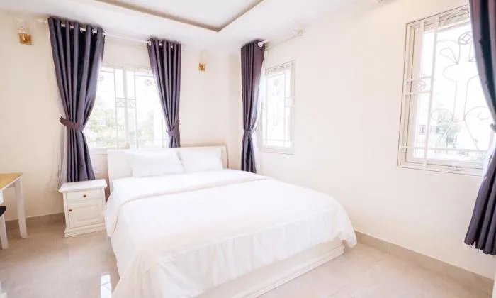 Amazing Balcony One Bedroom Apartment in Truong Sa Binh Thanh District HCMC 50sqm 700 USD/month