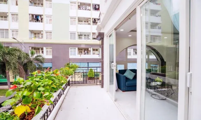 Amazing Balcony One Bedroom Apartment in Truong Sa Binh Thanh District HCMC 50sqm 700 USD/month