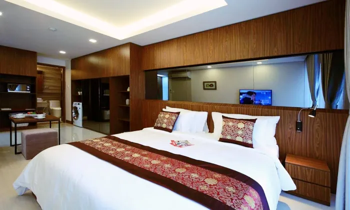 Aurora Serviced Apartment in Saigon Pearl Area Binh Thanh District Ho Chi Minh City 35sqm 660 USD/month