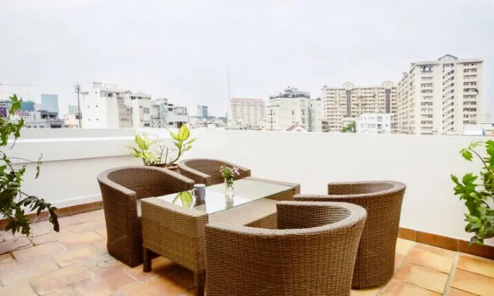 Nice Penthouse One Bedroom Serviced Apartment in Pham Viet Chanh St Binh Thanh Dist 60sqm 750 USD/month