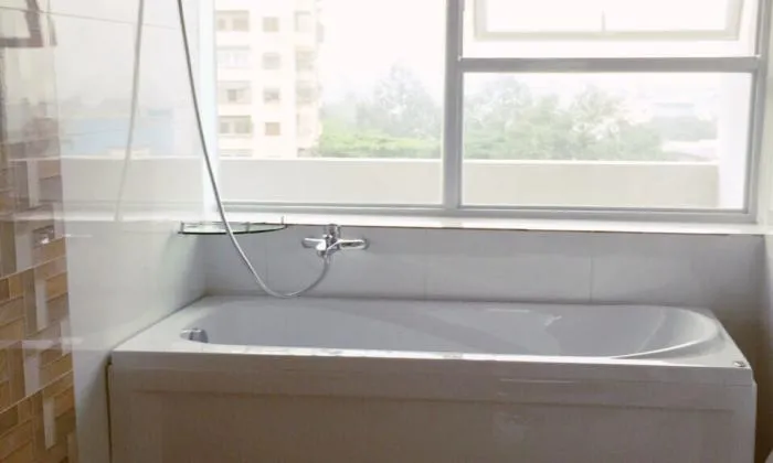 Nice Penthouse One Bedroom Serviced Apartment in Pham Viet Chanh St Binh Thanh Dist 60sqm 750 USD/month