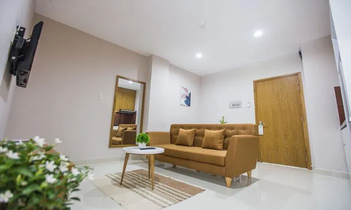 One Bedroom Serviced Apartment Facing to Canal Binh Thanh District HCM City 40sqm 650 USD/month