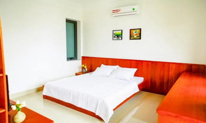 Cool One Bedroom Serviced Apartment in Phu Nhuan District HCMC 50sqm 400 USD/month