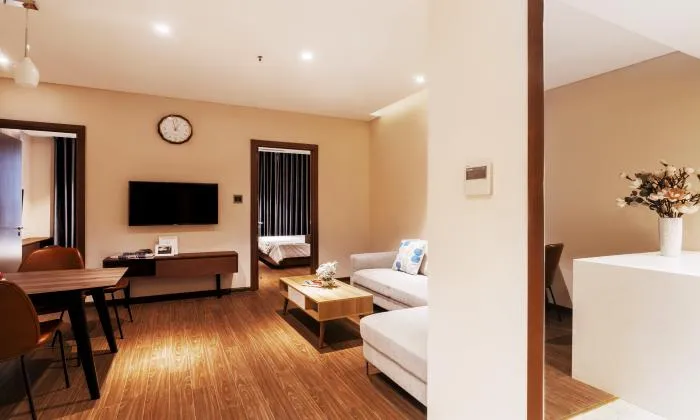 Family Suite Two Bedroom Apartment in DHTS Serviced Apartment Phu Nhuan District HCMC 76sqm 1,600 USD/month