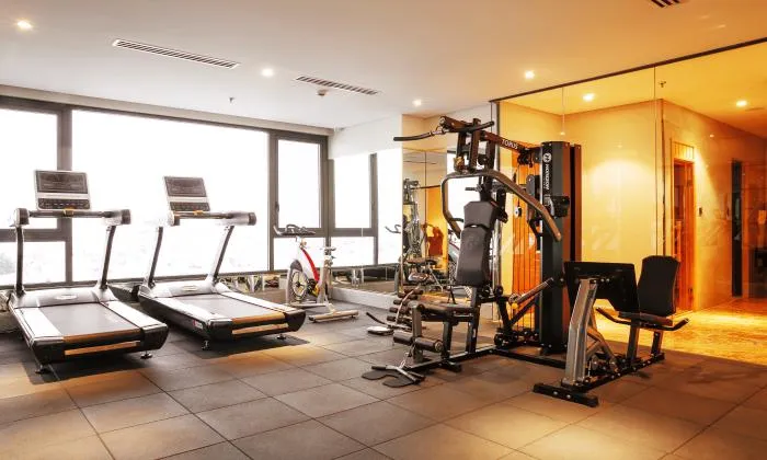 Very Nice Studio With Pool and GYM in Nguyen Van Troi Phu Nhuan District HCMC 47sqm 1,050 USD/month
