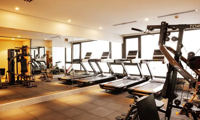 Very Nice Studio With Pool and GYM in Nguyen Van Troi Phu Nhuan District HCMC 47sqm 1,050 USD/month