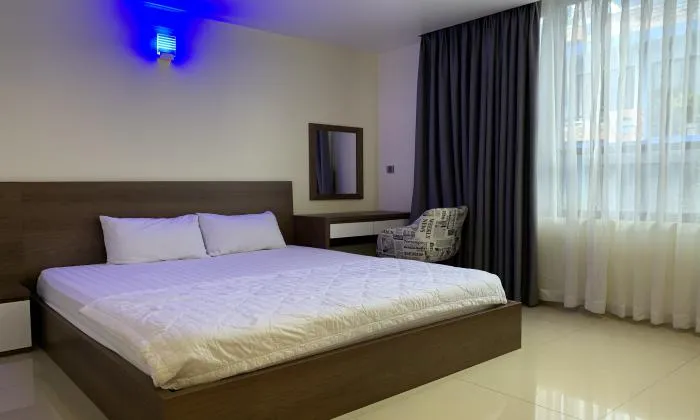 High Quality Furnished P&H Apartment In Lam Son Phu Nhuan District Ho Chi Minh City 80sqm 650 USD/month
