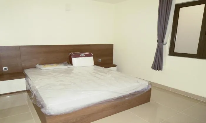 High Quality Interior Two Bedrooms Serviced in Phu Nhuan Dist HCMC 75sqm 600 USD/month