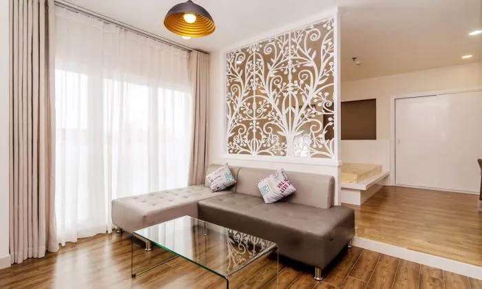 Nice Swimming Pool One Bedroom Serviced Apartment in Phu Nhuan District HCMC 44sqm 700 USD/month