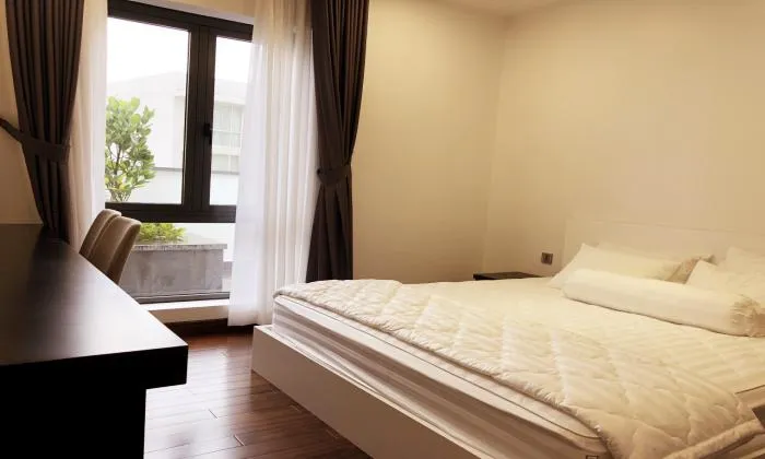 Nice Terrace Penthouse Apartment For Rent Phu Nhuan HCMC 110sqm 1,400 USD/month