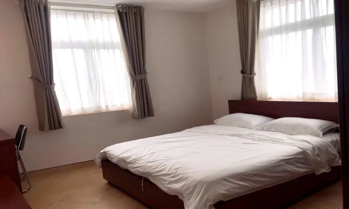 Good Size 02beds Apartment For Rent Phu Nhuan District HCM 80sqm 700 USD/month