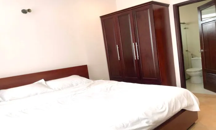 Good Size 02beds Apartment For Rent Phu Nhuan District HCM 80sqm 700 USD/month