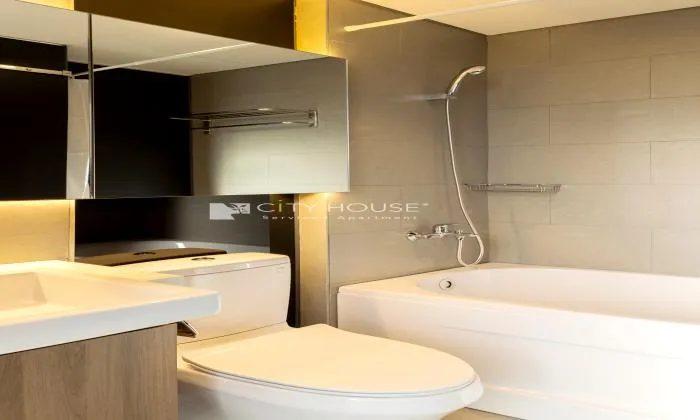 Luxury Two Bedroom Serviced Apartment For Rent in Phu Nhuan District Ho Chi Minh City 50sqm 1,300 USD/month