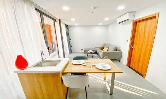Nice Balcony One Bedroom Lumos Serviced Apartment in Phu Nhuan District HCM City 50sqm 670 USD/month