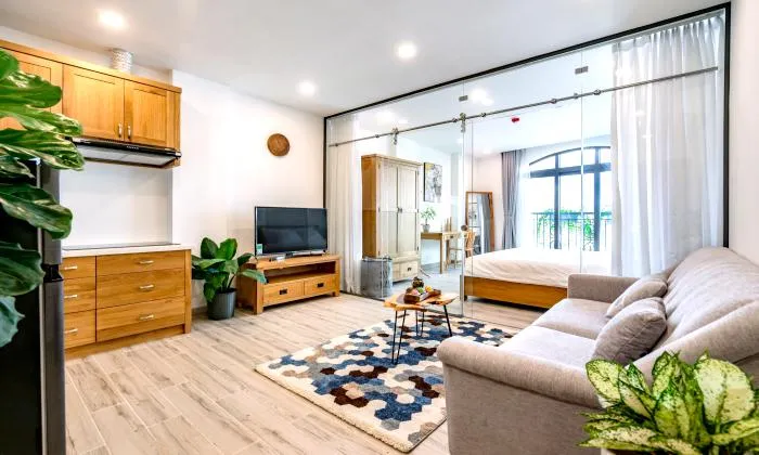 Stunning One Bedroom Serviced Apartment in Phu Nhuan District Ho Chi Minh City 45sqm 650 USD/month