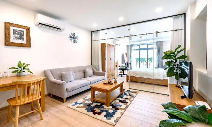 Stunning One Bedroom Serviced Apartment in Phu Nhuan District Ho Chi Minh City 45sqm 650 USD/month