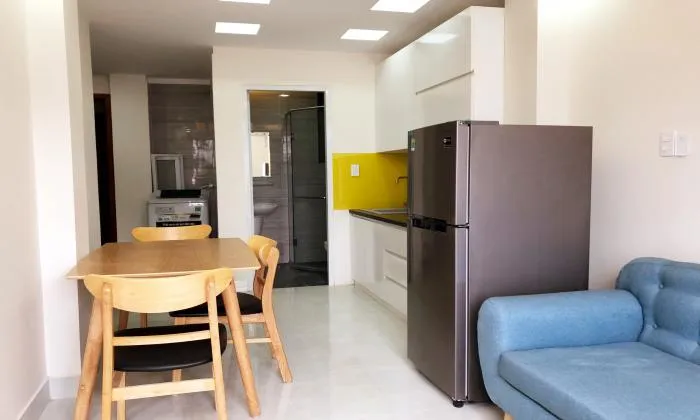 Nice Balcony One Bedroom Apartment For Lease in Tan Binh District HCMC 40sqm 450 USD/month