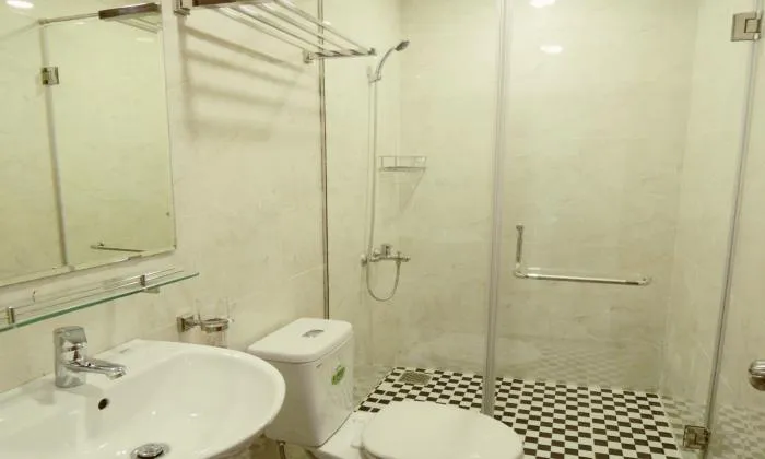 Quiet Two Bedrooms Apartment For Rent in Tan Binh District HCMC 67sqm 600 USD/month