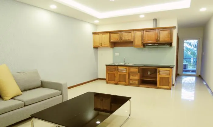 Quiet Two Bedrooms Apartment For Rent in Tan Binh District HCMC 67sqm 600 USD/month