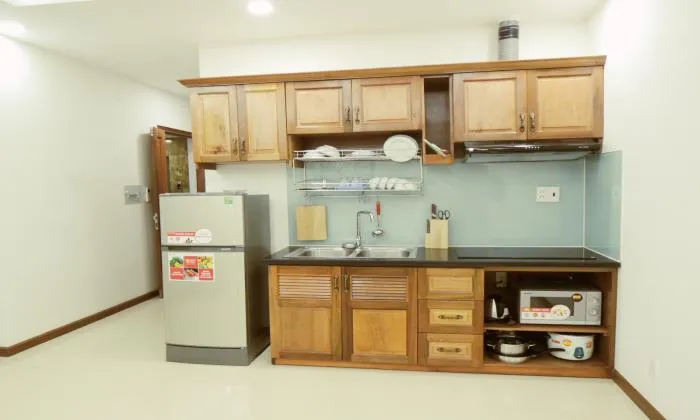 Quiet Two Bedrooms Apartment For Rent in Tan Binh District HCMC 67sqm 600 USD/month