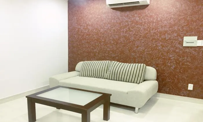 Fascinating One Bedroom Serviced Apartment in Truong Son St Tan Binh Dist HCMC 45sqm 550 USD/month