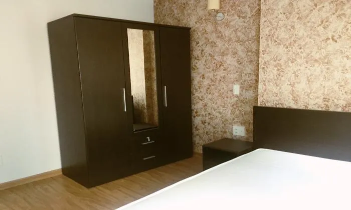 Fascinating One Bedroom Serviced Apartment in Truong Son St Tan Binh Dist HCMC 45sqm 550 USD/month