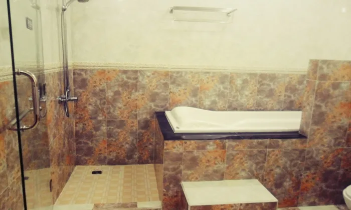 Serviced Apartment Nearest Airport, Tan Binh District, HCM City 60sqm 650 USD/month