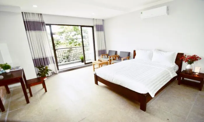 Amazing Balcony Studio Apartment in Tan Binh District Ho Chi Minh City 35sqm 500 USD/month