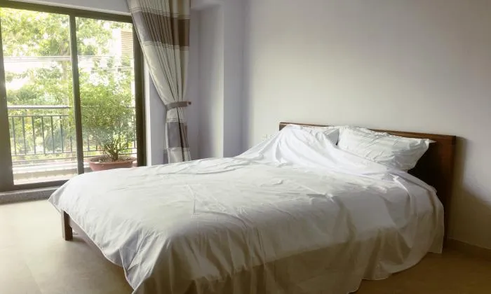 Spacious Two Bedroom Apartment For Lease Near Airport Plaza Tan Binh District HCM 80sqm 1,000 USD/month
