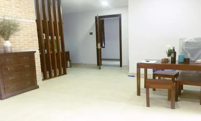 Spacious Two Bedroom Apartment For Lease Near Airport Plaza Tan Binh District HCM 80sqm 1,000 USD/month