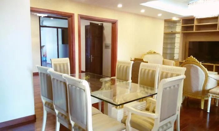 Garden Penthouse Near Tan Son Nhat International Airport Tan Binh District HCM City 300sqm 1,500 USD/month
