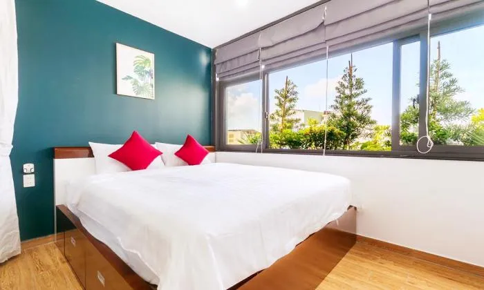 Garden Top Floor One Bedroom Apartment For Rent in Le Van Sy Tan Binh District HCMC 40sqm 650 USD/month