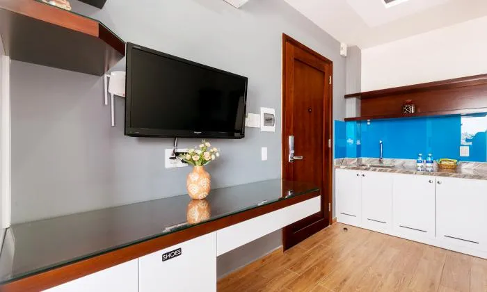 Cute and New Studio Apartment For Rent in Le Van Sy Tan Binh District HCMC 20sqm 400 USD/month