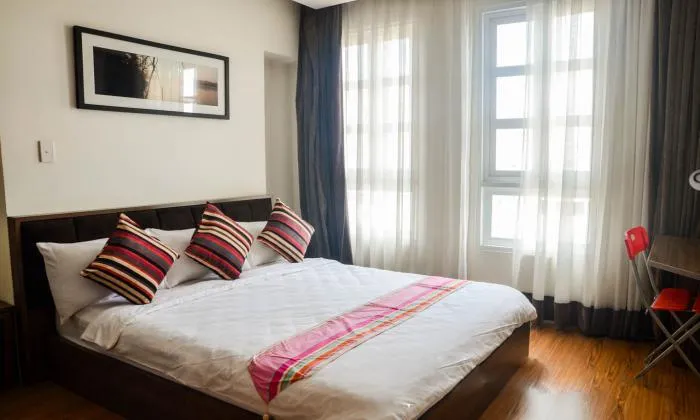 Two Bedrooms Apartment Near Tan Son Nhat Airtport, Ho Chi Minh City 75sqm 570 USD/month
