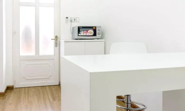 Modern Studio Serviced Apartment For Lease in Phu Nhuan District HCM 35sqm 400 USD/month