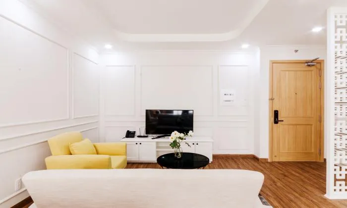 Stunning Studio Serviced Apartment With Pool And Gym In Tan Binh District HCMC 45sqm 500 USD/month
