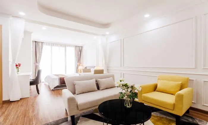 Stunning Studio Serviced Apartment With Pool And Gym In Tan Binh District HCMC 45sqm 500 USD/month
