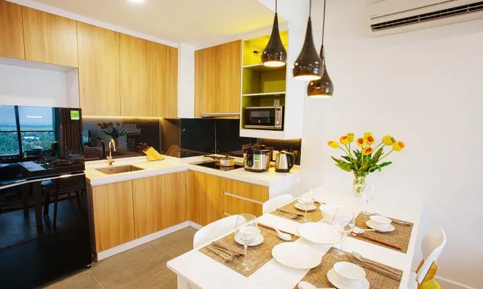 Luxury Living Two Bedroom Republic Plaza Serviced Apartment in Tan Binh District HCMC 70sqm 1,430 USD/month
