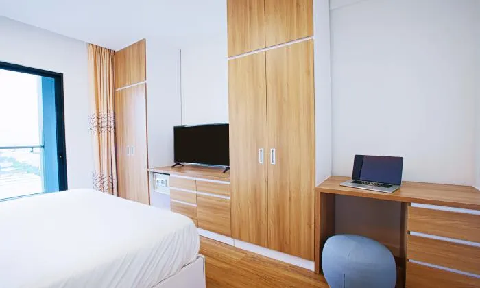 Luxury Living Two Bedroom Republic Plaza Serviced Apartment in Tan Binh District HCMC 70sqm 1,430 USD/month