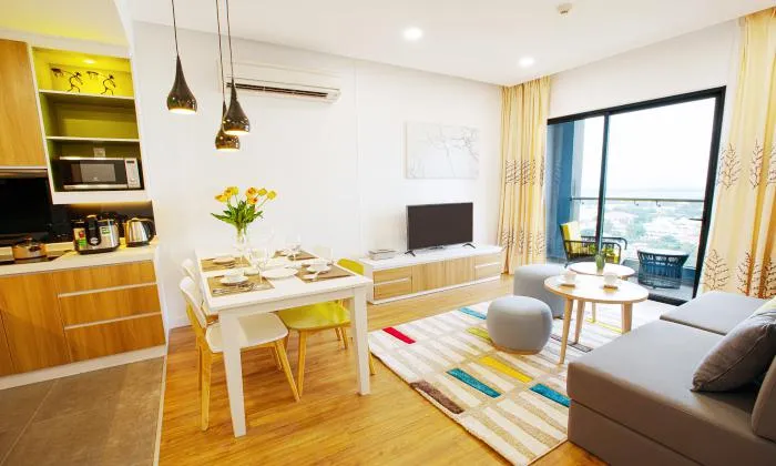 Luxury Living Two Bedroom Republic Plaza Serviced Apartment in Tan Binh District HCMC 70sqm 1,430 USD/month