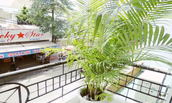 Nice Balcony Studio Serviced Apartment in Tan Binh District HCMC 35sqm 400 USD/month