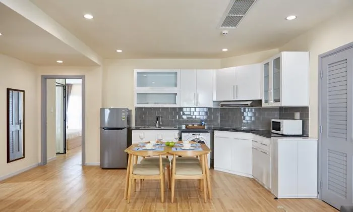 Two Bedroom 8B Apartment For Rent in Dong Nai Street Tan Binh District HCMC 65sqm 650 USD/month