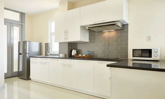 Good Size 01 Bedroom Apartment Dong Nai Street Tan Binh HCMC 50sqm 600 USD/month