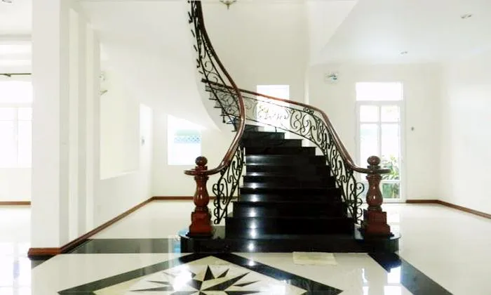 Very Clean and New Villa For Rent in Tong Huu Dinh Street Thao Dien District 2 HCMC 550sqm 5,200 USD/month