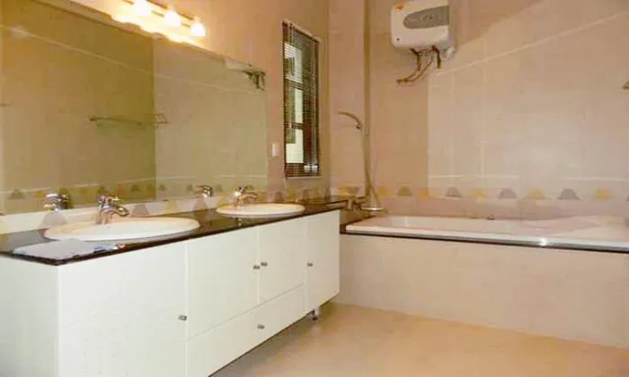 Four Bedrooms Villa For Rent with pool and garden HCMC 600sqm 3,500 USD/month